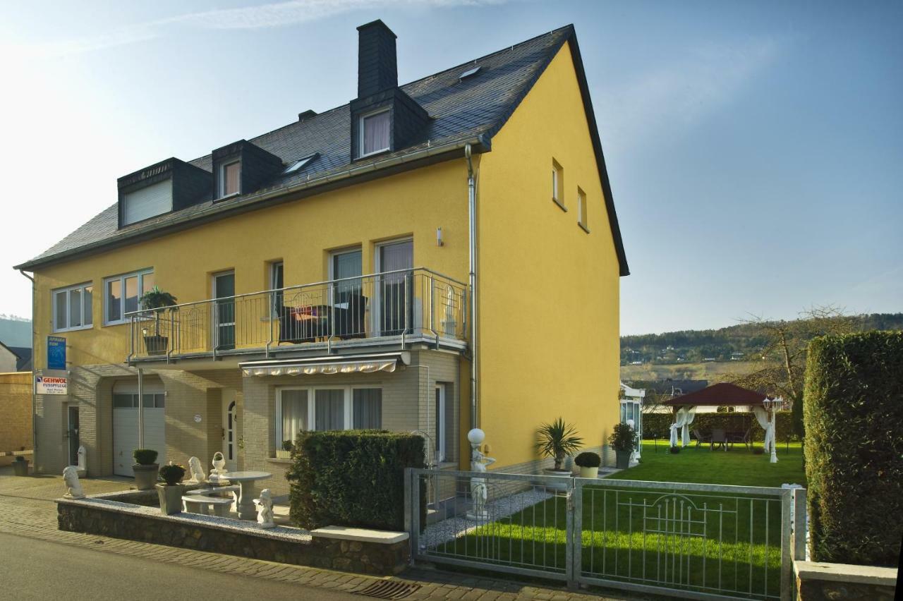 Gaestehaus Edith, 4-sterne Fuer 2 Personen Apartment Trittenheim